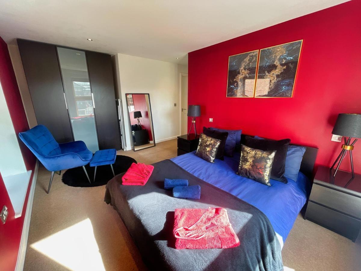 Historic Clock Tower Apartment With Rooftop Terrace And Free Secure Parking เชฟฟิลด์ ภายนอก รูปภาพ