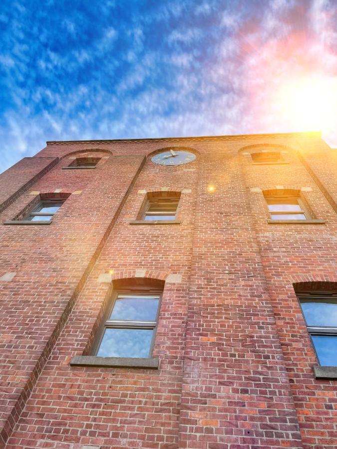Historic Clock Tower Apartment With Rooftop Terrace And Free Secure Parking เชฟฟิลด์ ภายนอก รูปภาพ